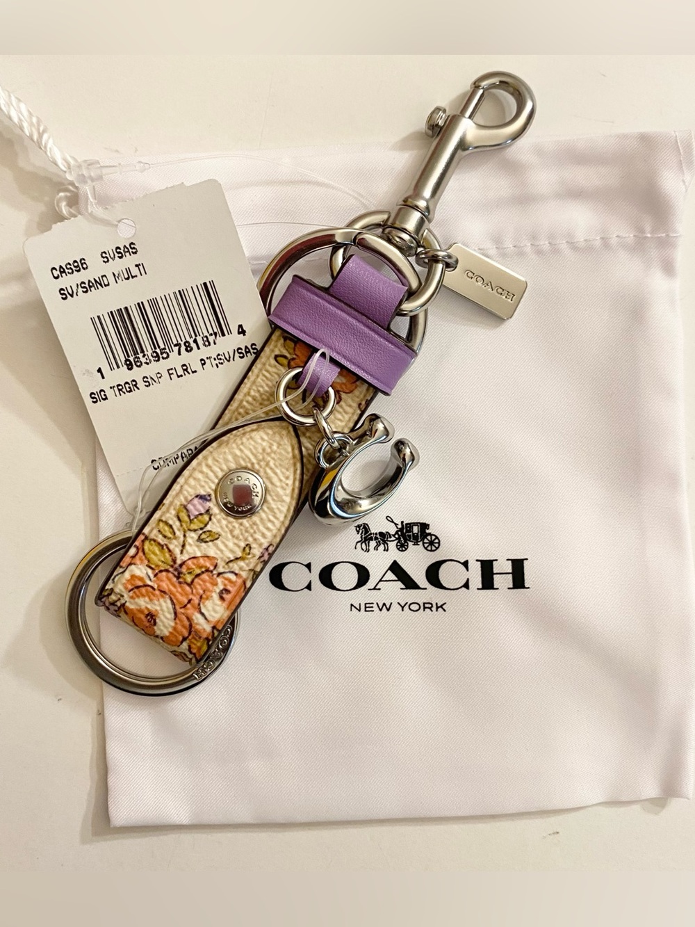Coach Tiger Lavender Floral Strap Keyring with Silver Hardware w/dustbag - Picture 2 of 2